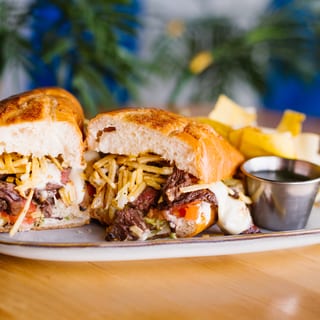 Pan con Churrasco
